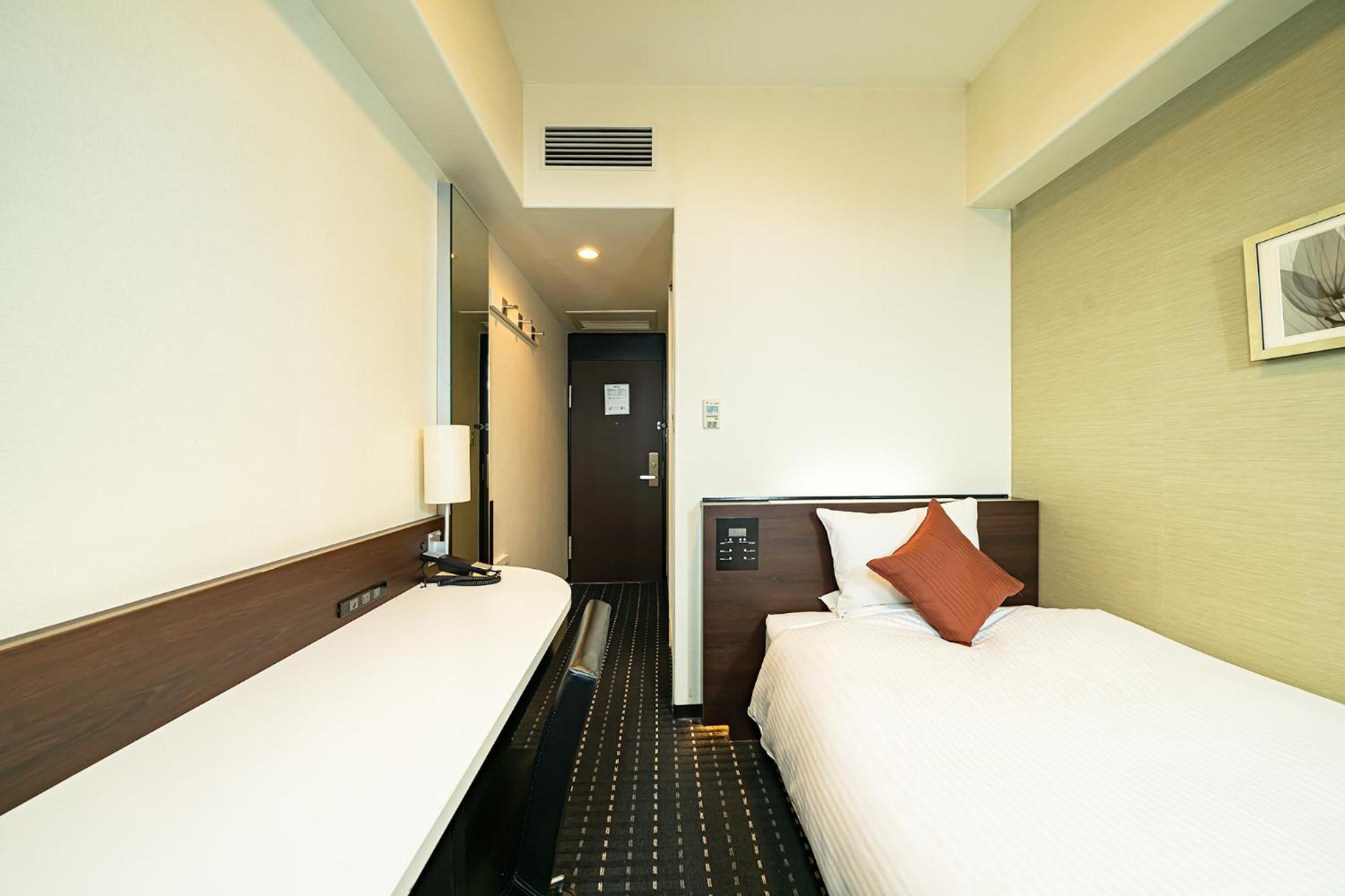 Kanda Station Hotel Токио Экстерьер фото