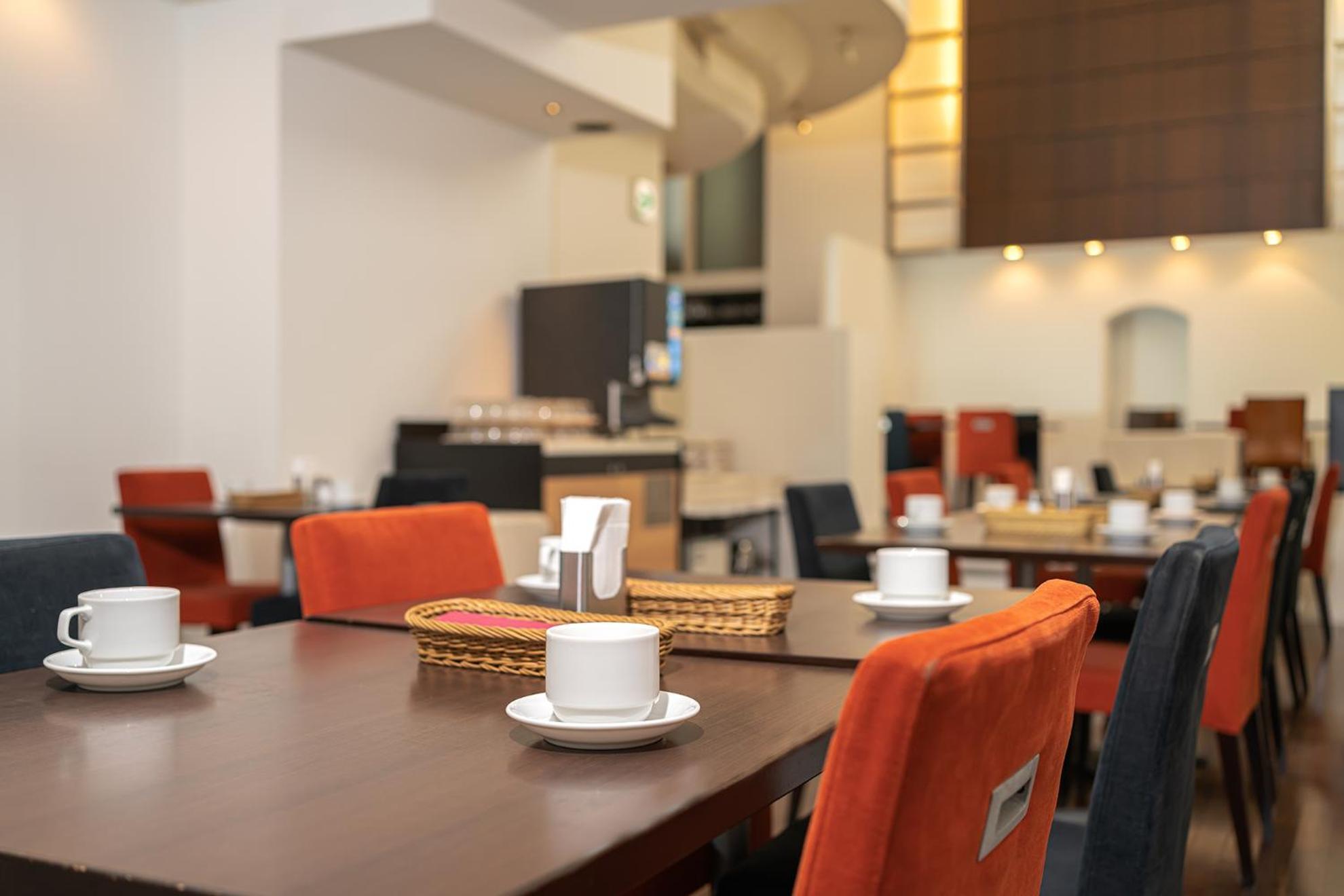 Kanda Station Hotel Токио Экстерьер фото